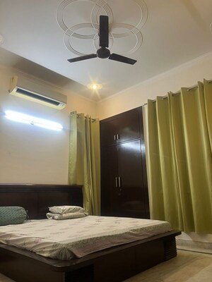 Living Room in 3 BHK Builder Floor at Sector 47 – for Rent
