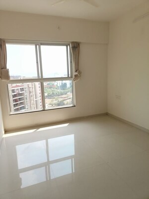 Room in 3 BHK Apartment at Pride Purple Park Titan, Hinjewadi – for Rent