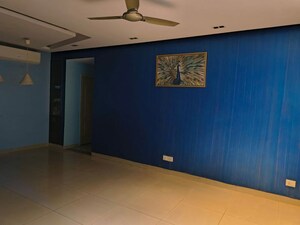 Room in 3 BHK Apartment at Stellar Jeevan, Sector 1 Greater Noida – for Rent