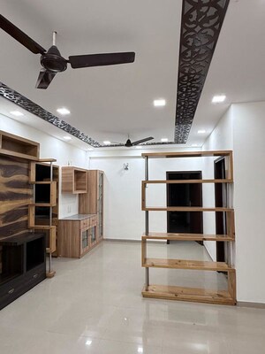  3 BHK Penthouse at Vip Road – for Rent