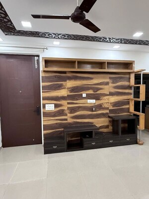 Room in 3 BHK Penthouse at Vip Road – for Rent