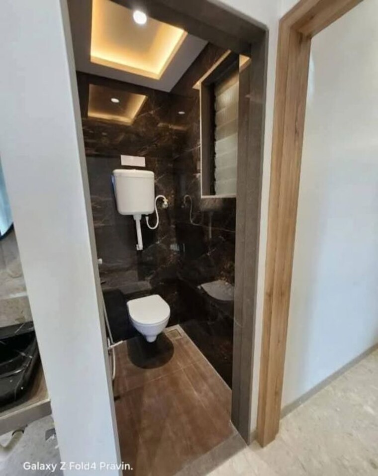 Gym, juhu-park 1 Bedroom 500 Sq.Ft. Apartment In Juhu Mumbai 10350379