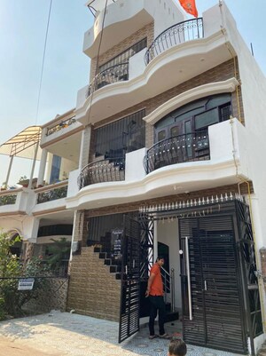 5 BHK Builder Floor – Exterior View View at Ashiyana - for Rent