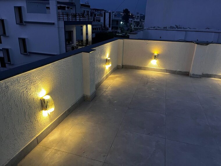 Terrace, rajpur road 6+ Bedroom 500 Sq.Yd. Independent House In Rajpur Road Dehradun 10344639