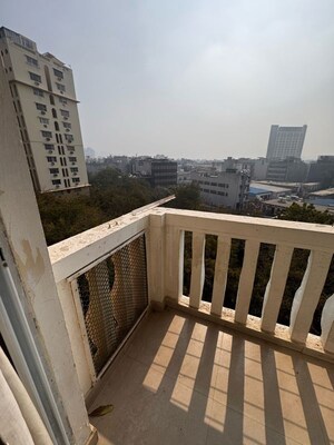 Balcony in 3 BHK Apartment at DLF Ridgewood Estate, Dlf Phase iv – for Sale