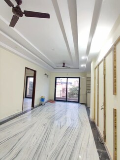 3 BHK + Pooja Room Builder Floor For Rent in Sector 40