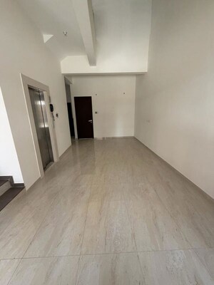 Room in 4 BHK Villa at Kolte Patil Life Republic, Hinjewadi – for Rent