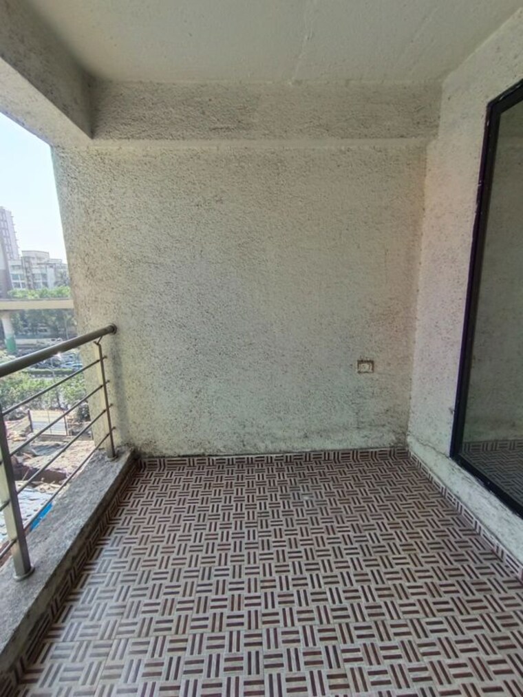 Balcony, mm-spectra 2 Bedroom 940 Sq.Ft. Apartment In Chembur Mumbai 10350509