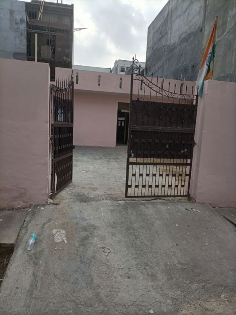Exterior View, vaidpura 2 Bedroom 600 Sq.Ft. Villa In Vaidpura Greater Noida 10350516