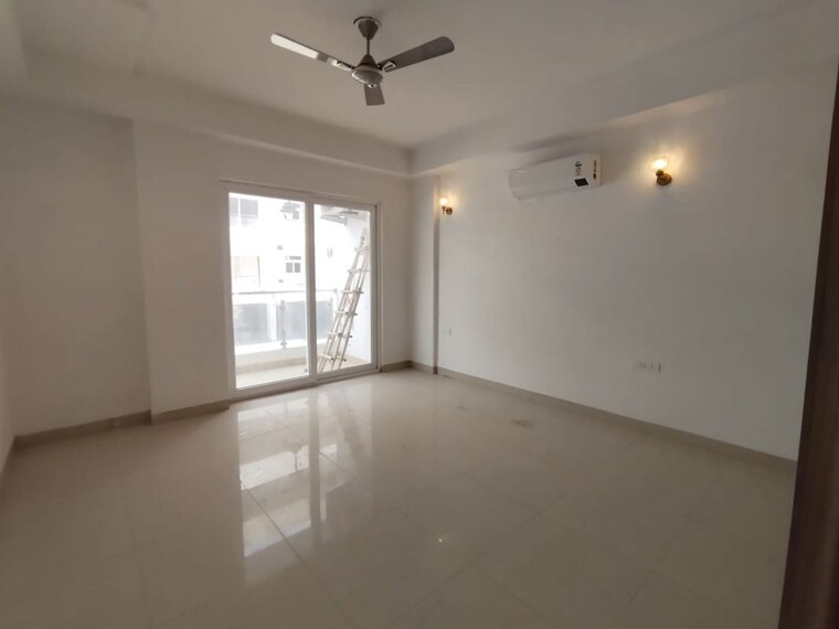 Room, ss-linden 4 Bedroom 2748 Sq.Ft. Builder Floor In Sector 84 Gurgaon 10350545