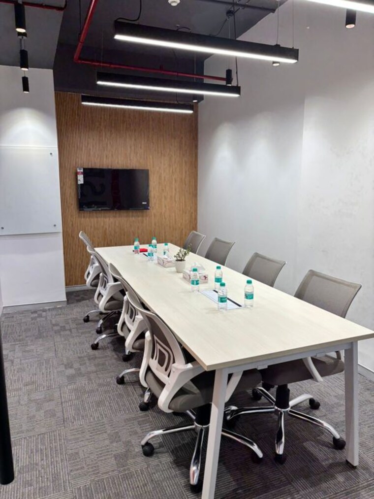 Team Area, connaught place Commercial Office Space in IT/SEZ 1000 Sq.Ft. In Connaught Place Delhi 10350546