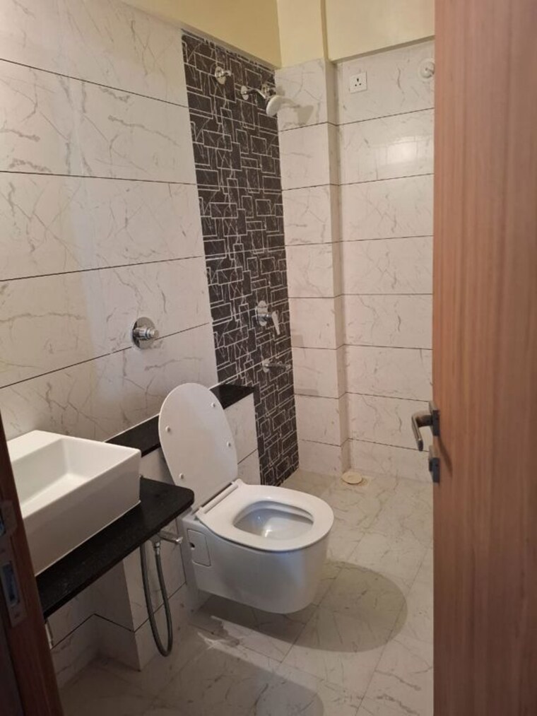 Bathroom, majestique-marbella-phase-1 2 Bedroom 826 Sq.Ft. Apartment In Kharadi Pune 10350543