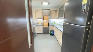 Bathroom in 3 BHK Apartment at Connaught Place – for Rent