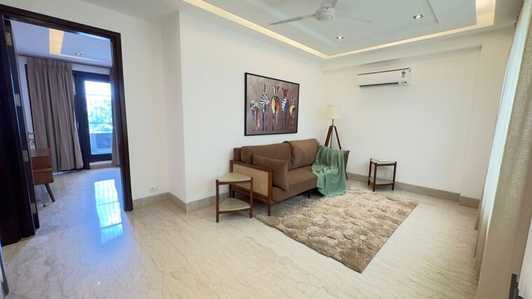 Living Room, connaught place 3 Bedroom 2200 Sq.Ft. Apartment In Connaught Place Delhi 10350572