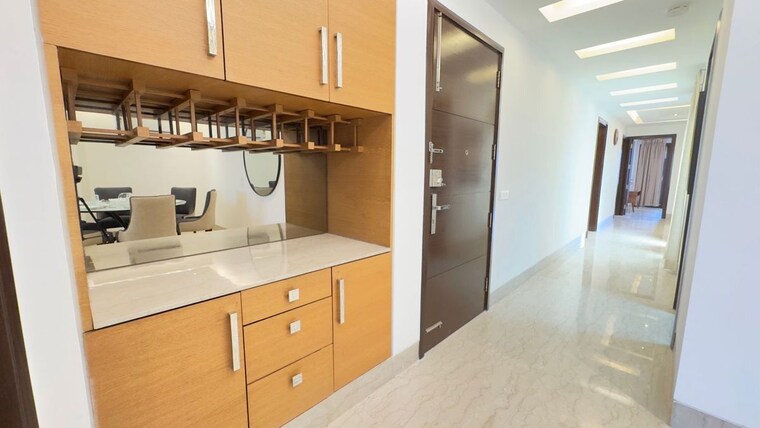 Kitchen, connaught place 3 Bedroom 2200 Sq.Ft. Apartment In Connaught Place Delhi 10350572