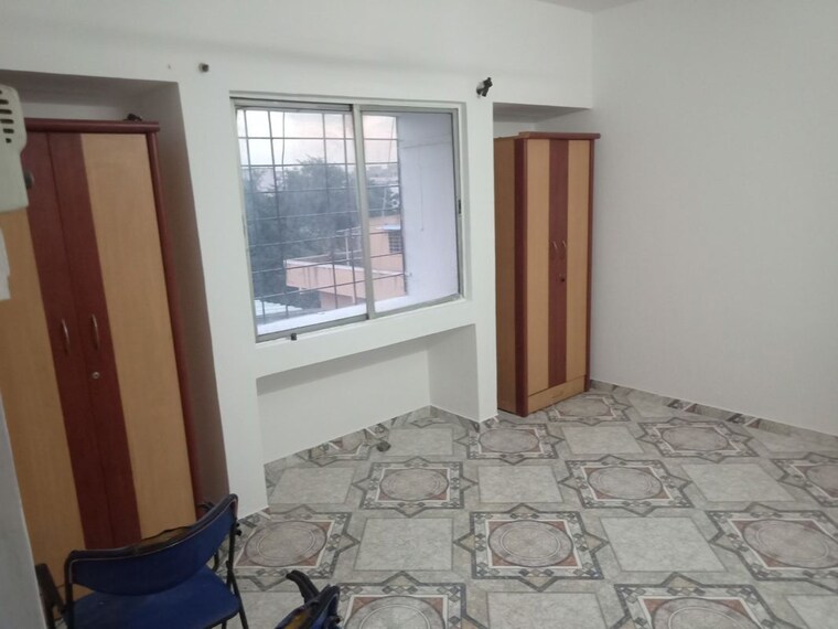 Room, mate nagar 1 Bedroom 550 Sq.Ft. Apartment In Mate Nagar Pune 10350603