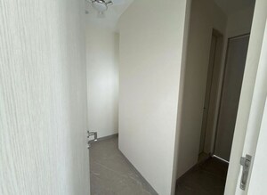 Room in 3 BHK Apartment at Indiabulls Sky Forest, Lower Parel – for Rent