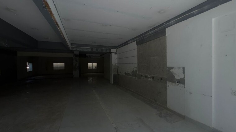  Parking, kalyan nagar Commercial Showroom 4300 Sq.Ft. In Kalyan Nagar Bangalore 10350664
