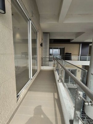 3 BHK Apartment For Rent in Indiabulls Sky Forest, Lower Parel