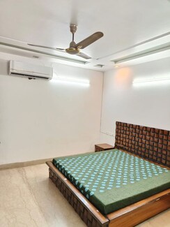 2 BHK + Study Room Builder Floor For Rent in Old Rajinder Nagar