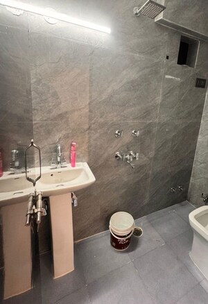 Bathroom in 1 BHK Apartment at Jawahar Nagar – for Rent