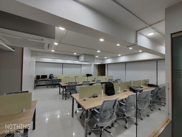 Team Area, sola Commercial Office Space 1829 Sq.Ft. In Sola Ahmedabad 10350684