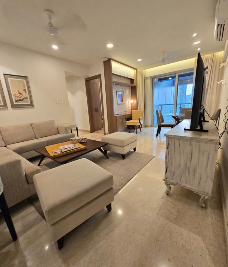 Team Area, raheja-atlantis-mumbai 2 Bedroom 900 Sq.Ft. Apartment In Lower Parel Mumbai 10350697