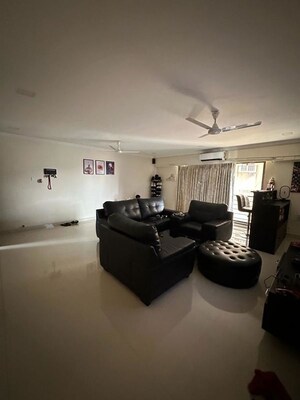 Living Room in 3 BHK Apartment at Pegasus Apartment, Santacruz West – for Rent