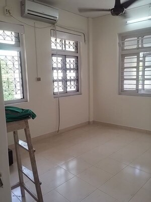 1 RK Apartment For Rent in Adi House, Dadar West