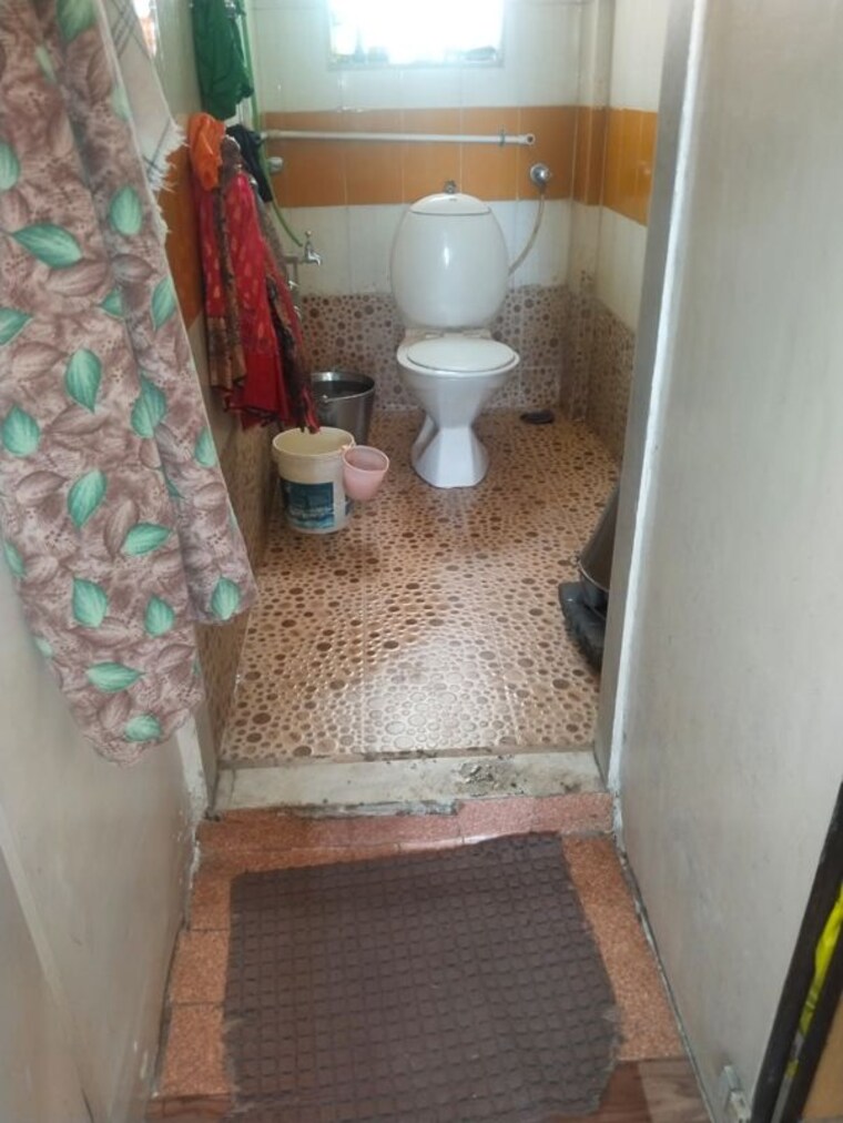 Bathroom, hingne budrukh 2 Bedroom 964 Sq.Ft. Apartment In Hingne Budrukh Pune 10350696