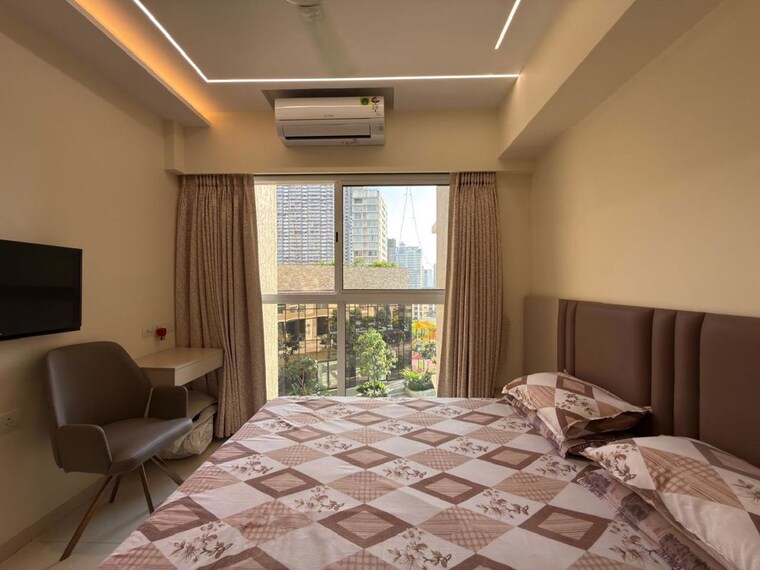 Bedroom, sumer-saraswati 3 Bedroom 2000 Sq.Ft. Apartment In Gamdevi Mumbai 10350737