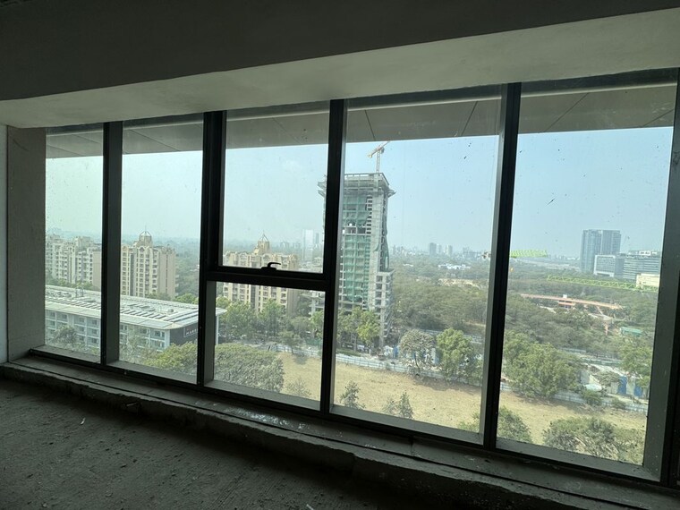 Room, koregaon park Commercial Office Space 1377 Sq.Ft. In Koregaon Park Pune 10350757