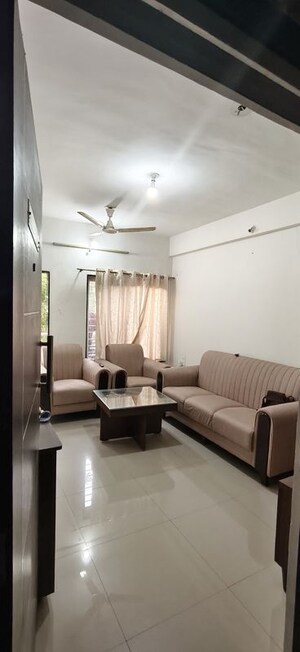 1 BHK Apartment For Sale in Kamgar Putala Vasahat