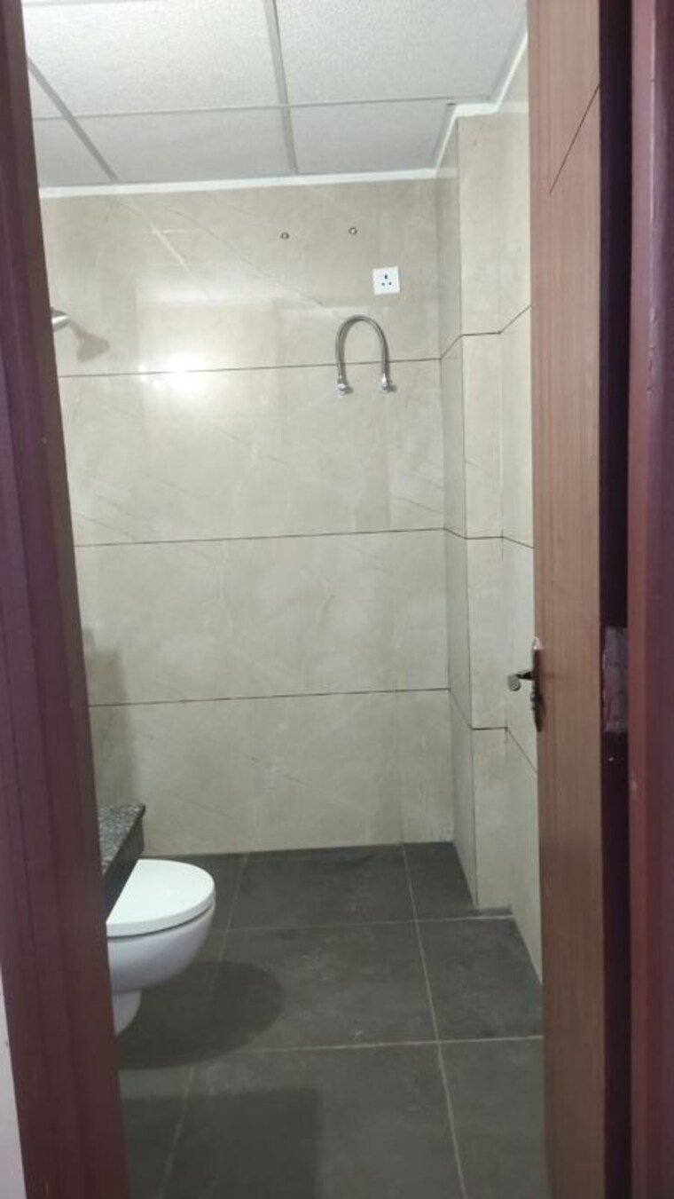 Bathroom, affinity-greens 3 Bedroom 1940 Sq.Ft. Apartment In International Airport Road Zirakpur 10350770
