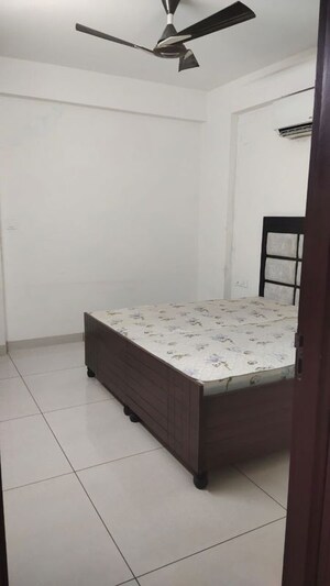 Room in 3 BHK Apartment at Affinity Greens, International Airport Road – for Rent