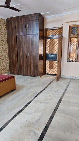 Room in 4 BHK Independent House at Ansal Chiranjiv Vihar, Raj Nagar – for Sale