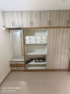 Furnished Amenities in 2 BHK Apartment at Anand Green Crest, Hadapsar – for Rent
