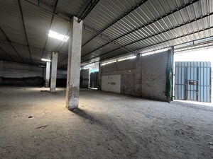 Parking in  Warehouse at Sultanpur – for Rent