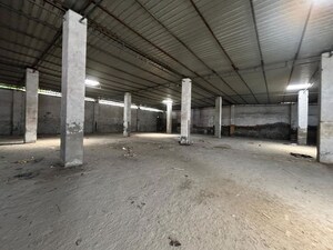 Parking in  Warehouse at Sultanpur – for Rent