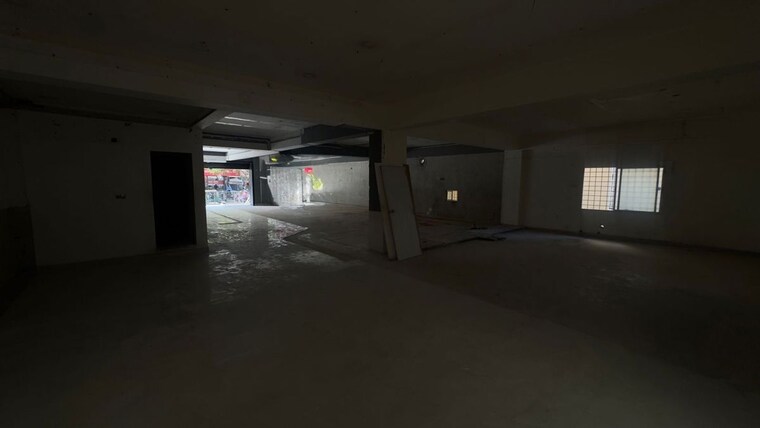  Parking, koramangala Commercial Showroom 3500 Sq.Ft. In Koramangala Bangalore 10350931
