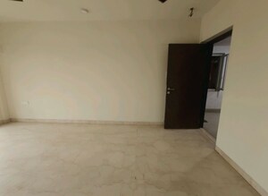 Room in 2 BHK Apartment at Omkar Meridia, Kurla West – for Rent