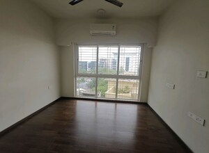 Room in 2 BHK Apartment at Omkar Meridia, Kurla West – for Rent