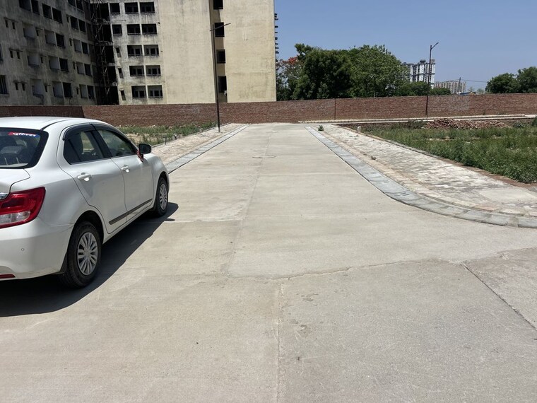 undefined, landcraft-golflinks-plaza  120 Sq.Yd. Plot In Pandav Nagar Ghaziabad 10350919