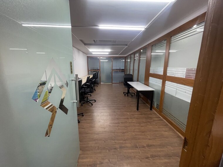  Parking, empire-square-jubilee-hills Commercial Office Space 3280 Sq.Ft. In Jubilee Hills Hyderabad 10178080
