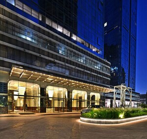 4 BHK Apartment – Exterior View View at Indiabulls Blu, Worli - for Rent