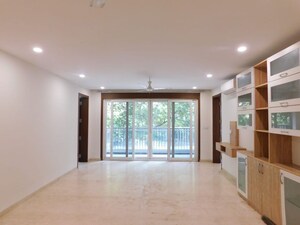 Room in 4 BHK Apartment at Lahari Jubilee Hills, Jubilee Hills – for Rent