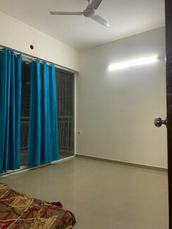 2 BHK Apartment For Rent in Mahagun Mywoods II