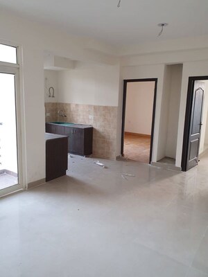 Room in 2 BHK Apartment at Gardenia Glory, Sector 46 – for Rent