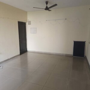Room in 1 BHK Apartment at Stellar Jeevan, Sector 1 Greater Noida – for Rent