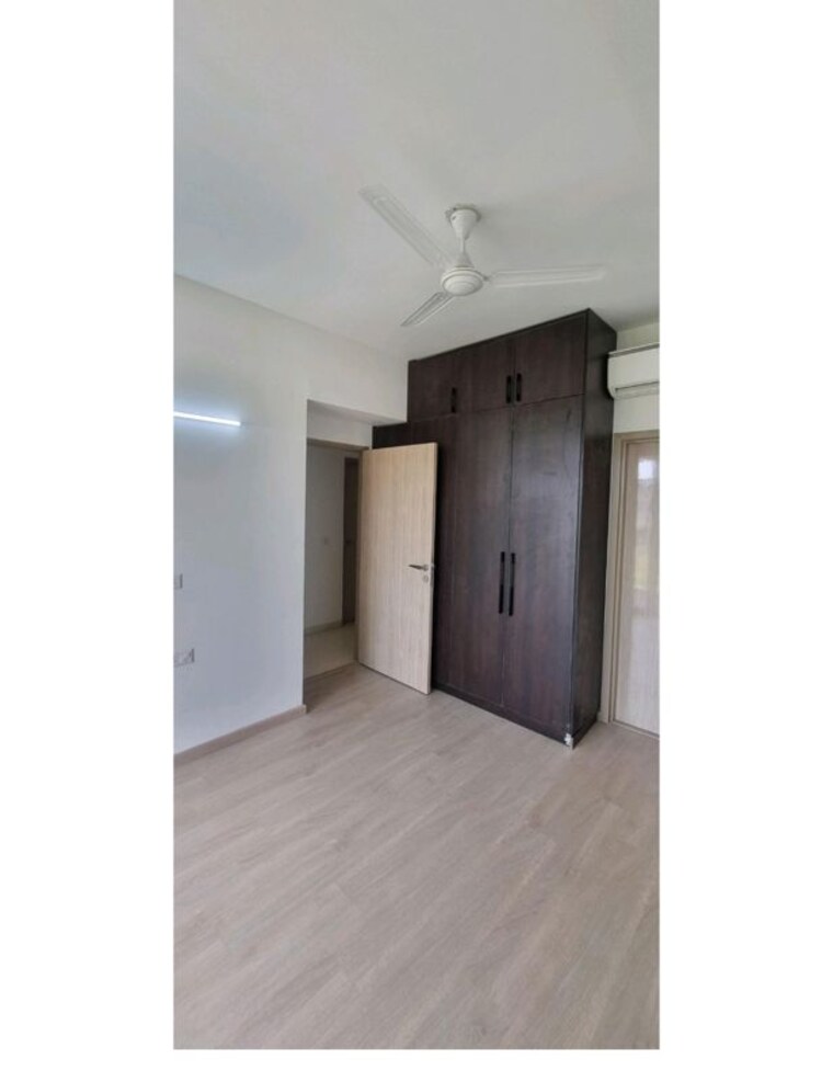 Room, dlf-gardencity-enclave 3 Bedroom 1625 Sq.Ft. Builder Floor In Sector 93 Gurgaon 10350971